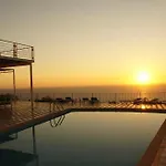 Margaux Kathisma, Breathtaking Views & Unforgettable Sunsets - Minutes From Iconic Holiday home *
