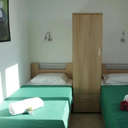 Holiday home Margaux Kathisma, Breathtaking Views & Unforgettable Sunsets - Minutes From Iconic Agios Nikitas
