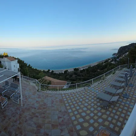 Сasa de vacaciones Margaux Kathisma, Breathtaking Views & Unforgettable Sunsets - Minutes From Iconic *