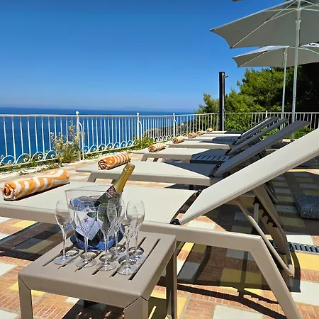 Margaux Kathisma, Breathtaking Views & Unforgettable Sunsets - Minutes From Iconic Сasa de vacaciones