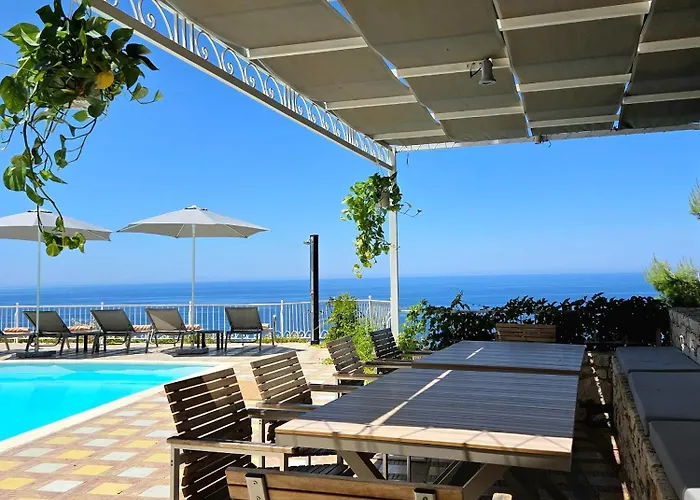 Margaux Kathisma, Breathtaking Views & Unforgettable Sunsets - Minutes From Iconic *